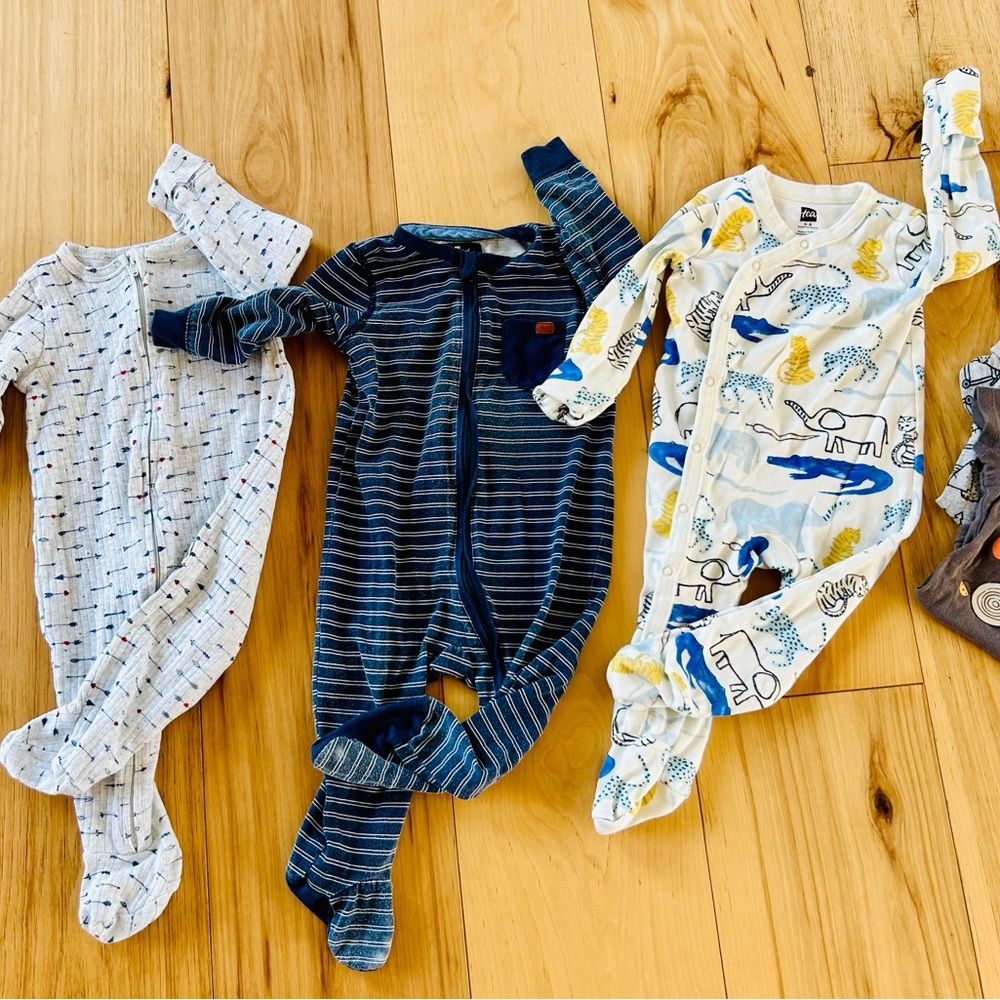 6-9 month PJ bundle - Picture 3 of 4